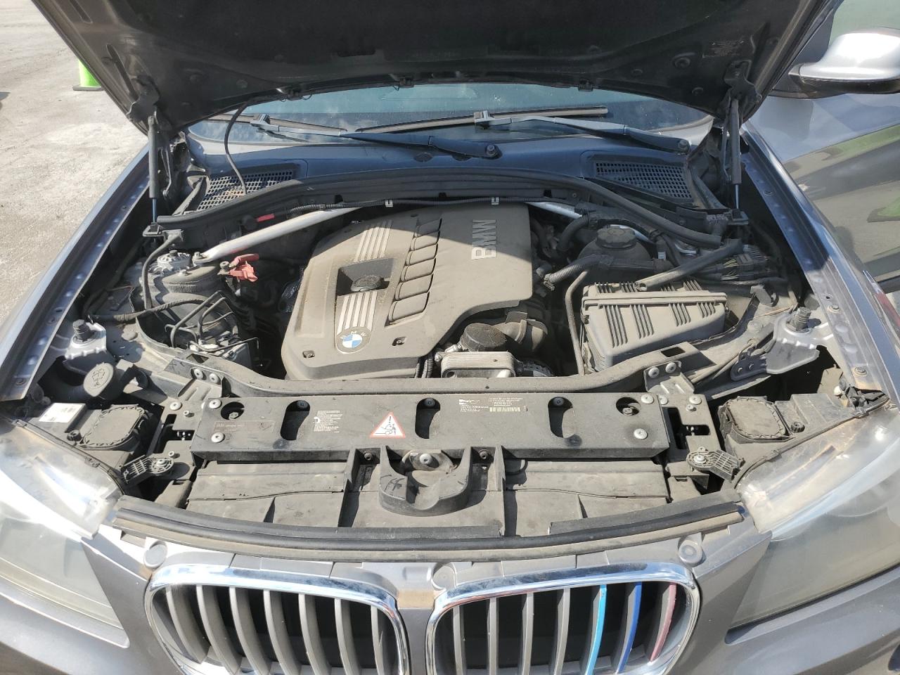 2011 BMW X3 xDrive28I VIN: 5UXWX5C5XBL709335 Lot: 85077125