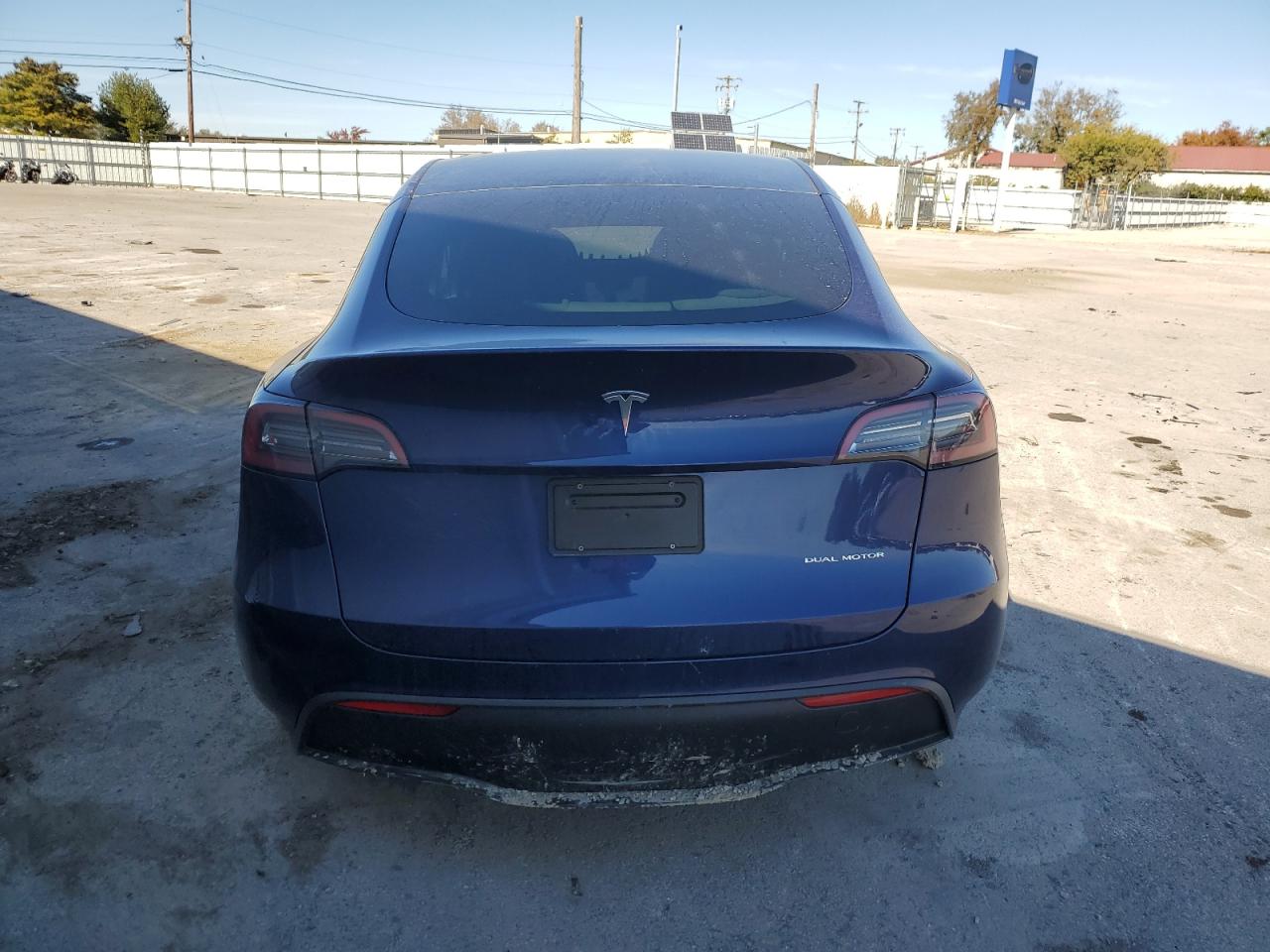 2023 Tesla Model Y VIN: 7SAYGDEEXPF675265 Lot: 89677965