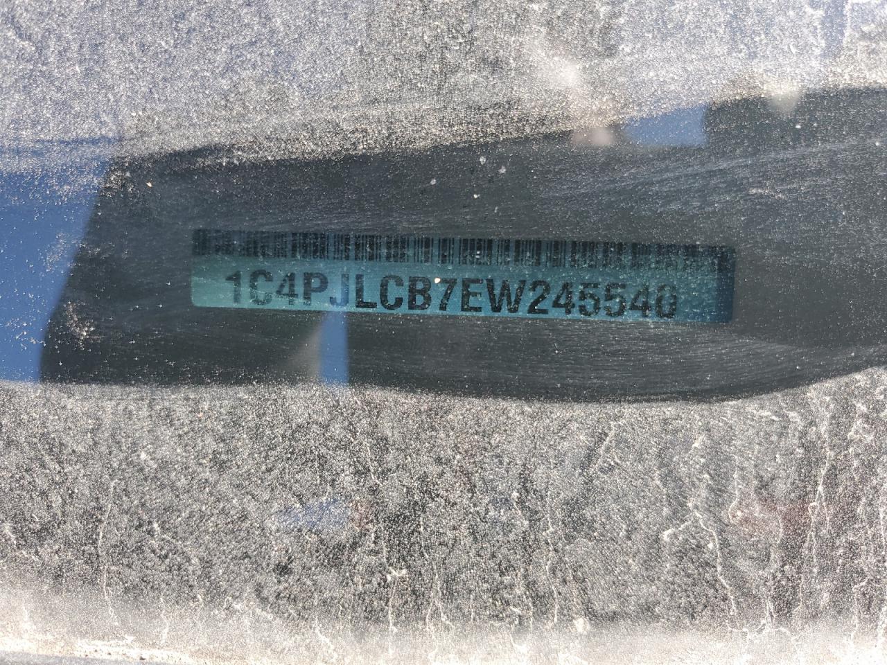 2014 Jeep Cherokee Latitude VIN: 1C4PJLCB7EW245540 Lot: 82394955