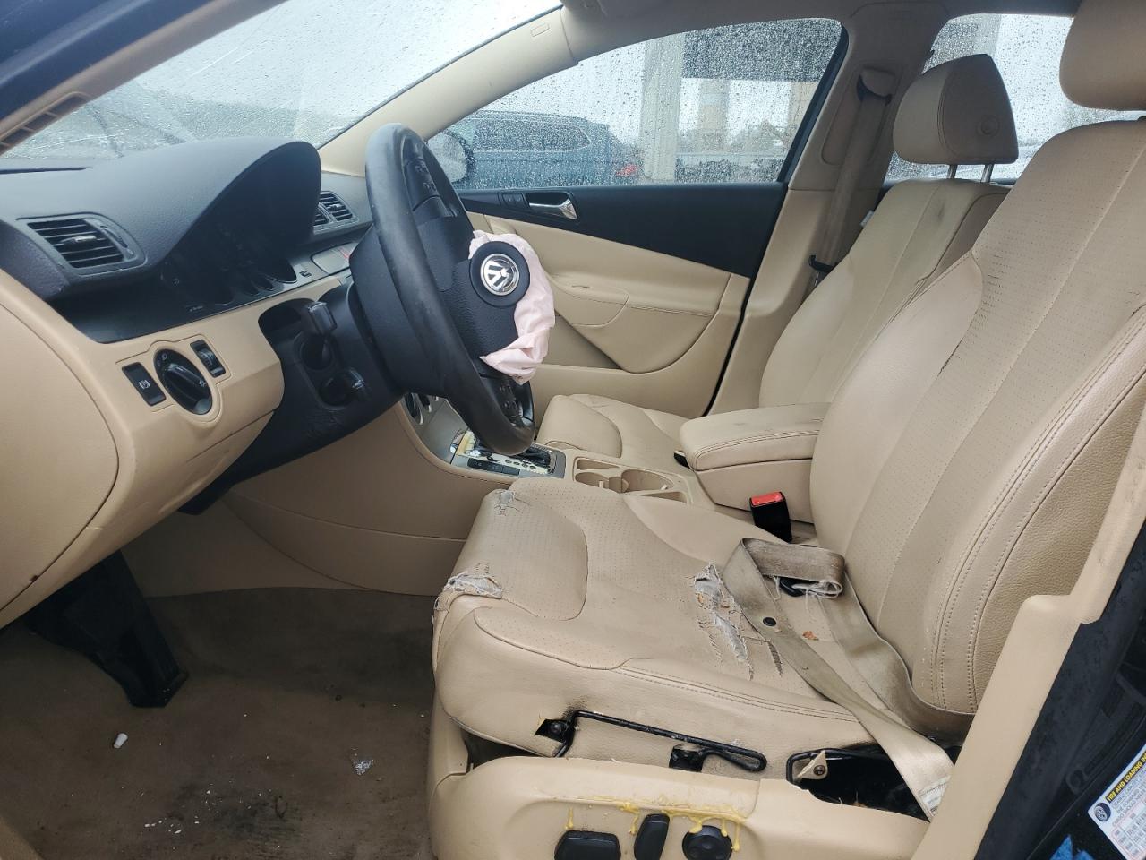 2007 Volkswagen Passat 2.0T VIN: WVWAK73C97P137422 Lot: 90236945