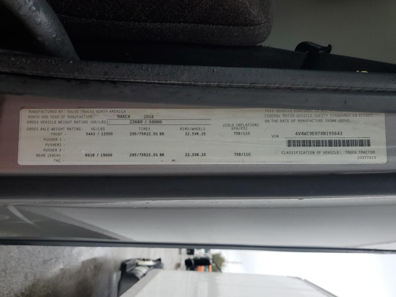 2019 Volvo Vnr - Semi Truck VIN: 4V4WC9EH7KN195643 Lot: 84220395