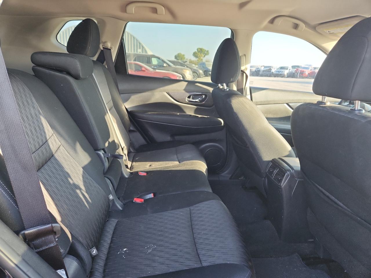 2019 Nissan Rogue S VIN: KNMAT2MT6KP504123 Lot: 84742745