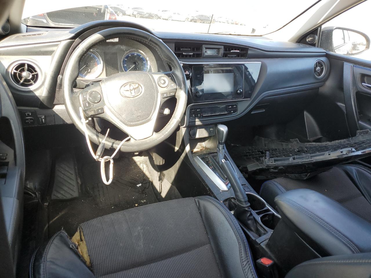 2017 Toyota Corolla L VIN: 5YFBURHEXHP630613 Lot: 81975835