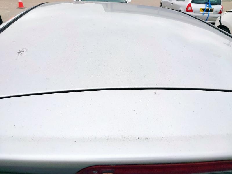 2004 FORD FOCUS 2.0 GHIA 5DR AUTO