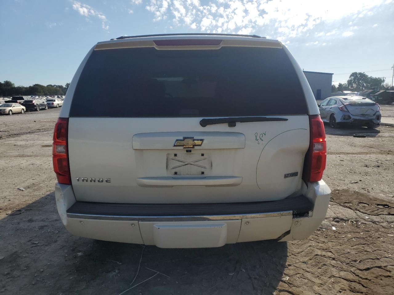 2010 Chevrolet Tahoe C1500 Ltz VIN: 1GNUCCE0XAR290190 Lot: 85536975