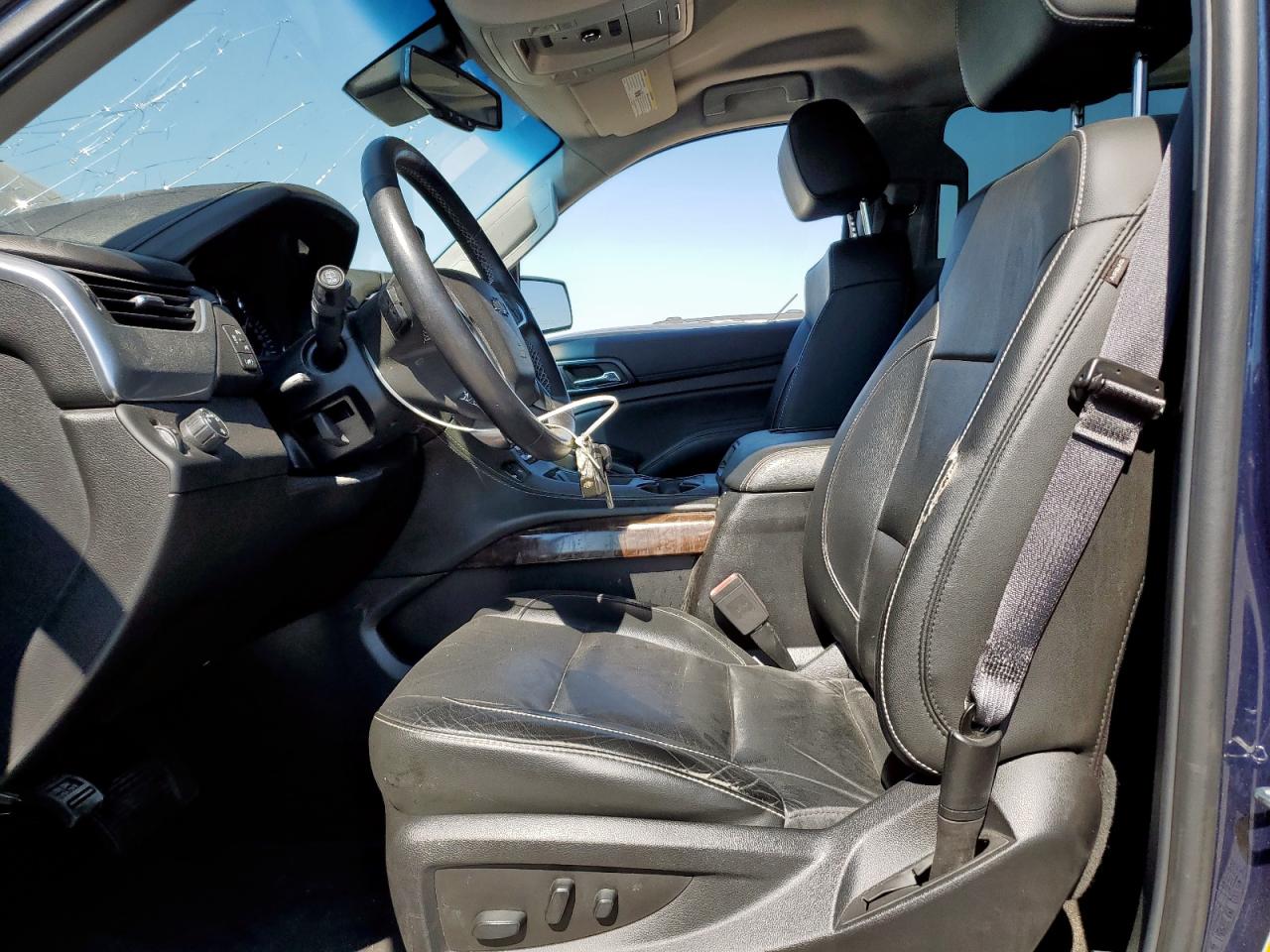 2018 Chevrolet Suburban C1500 Lt VIN: 1GNSCHKC3JR361300 Lot: 86271905