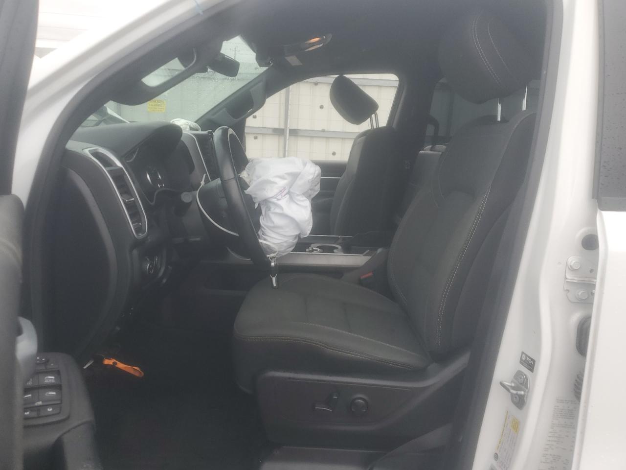 2022 Ram 1500 Big Horn/Lone Star VIN: 1C6SRFFT1NN235995 Lot: 90236835