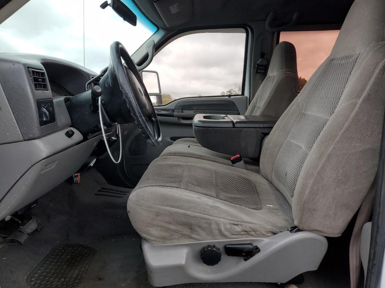 1999 Ford F350 Srw Super Duty VIN: 1FTSW31FXXEB20607 Lot: 84555825