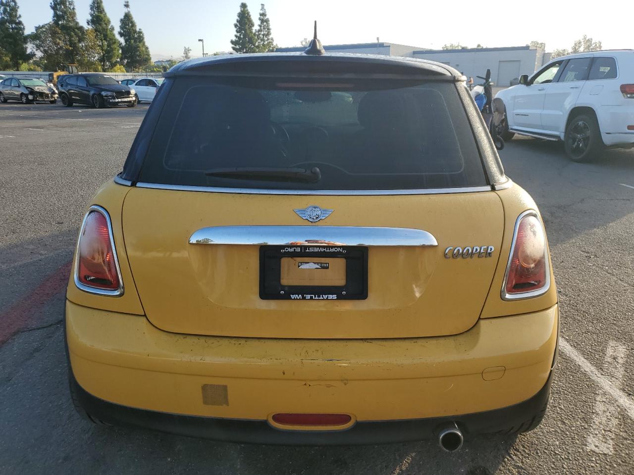 2007 Mini Cooper VIN: WMWMF33557TT52828 Lot: 82195465