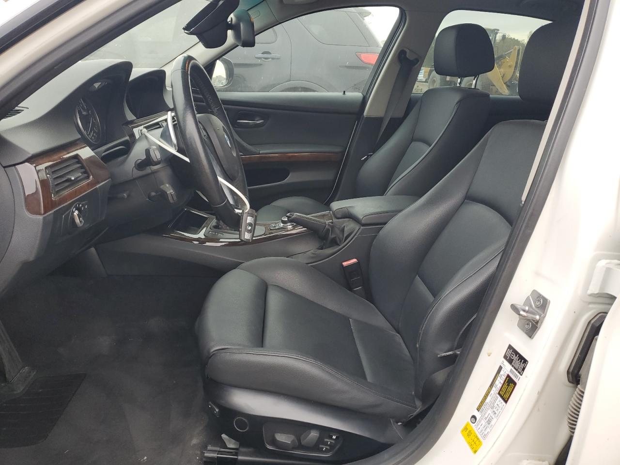 2011 BMW 335 Xi VIN: WBAPL5C53BA919852 Lot: 90932905