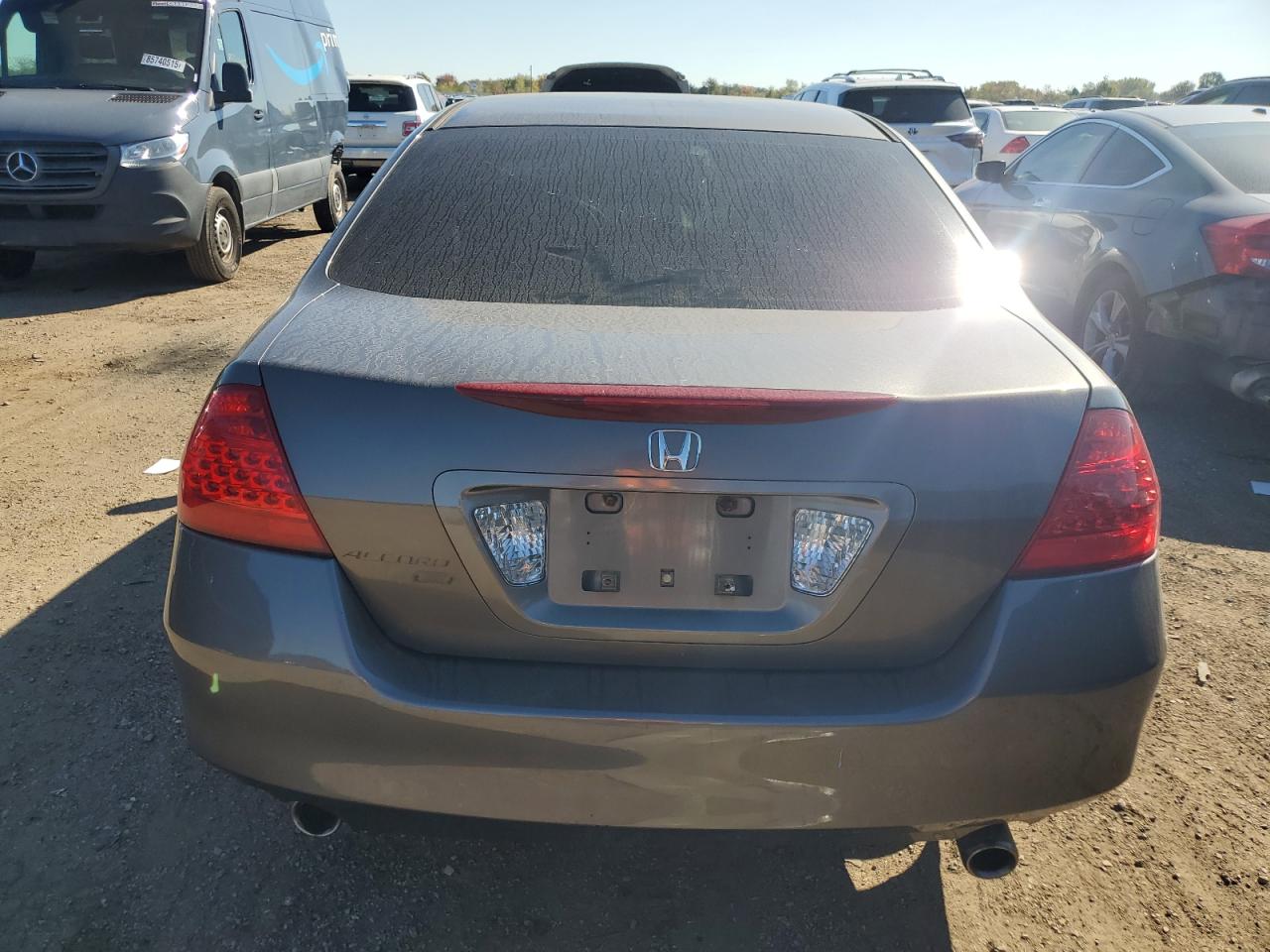 2007 Honda Accord Lx VIN: 1HGCM663X7A007517 Lot: 82318865