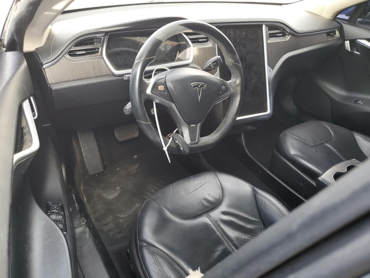 2013 Tesla Model S VIN: 5YJSA1AG9DFP08343 Lot: 84948005