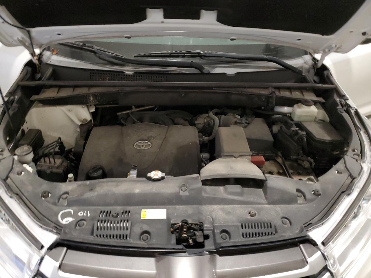 2019 Toyota Highlander Le VIN: 5TDBZRFH1KS714865 Lot: 84571525