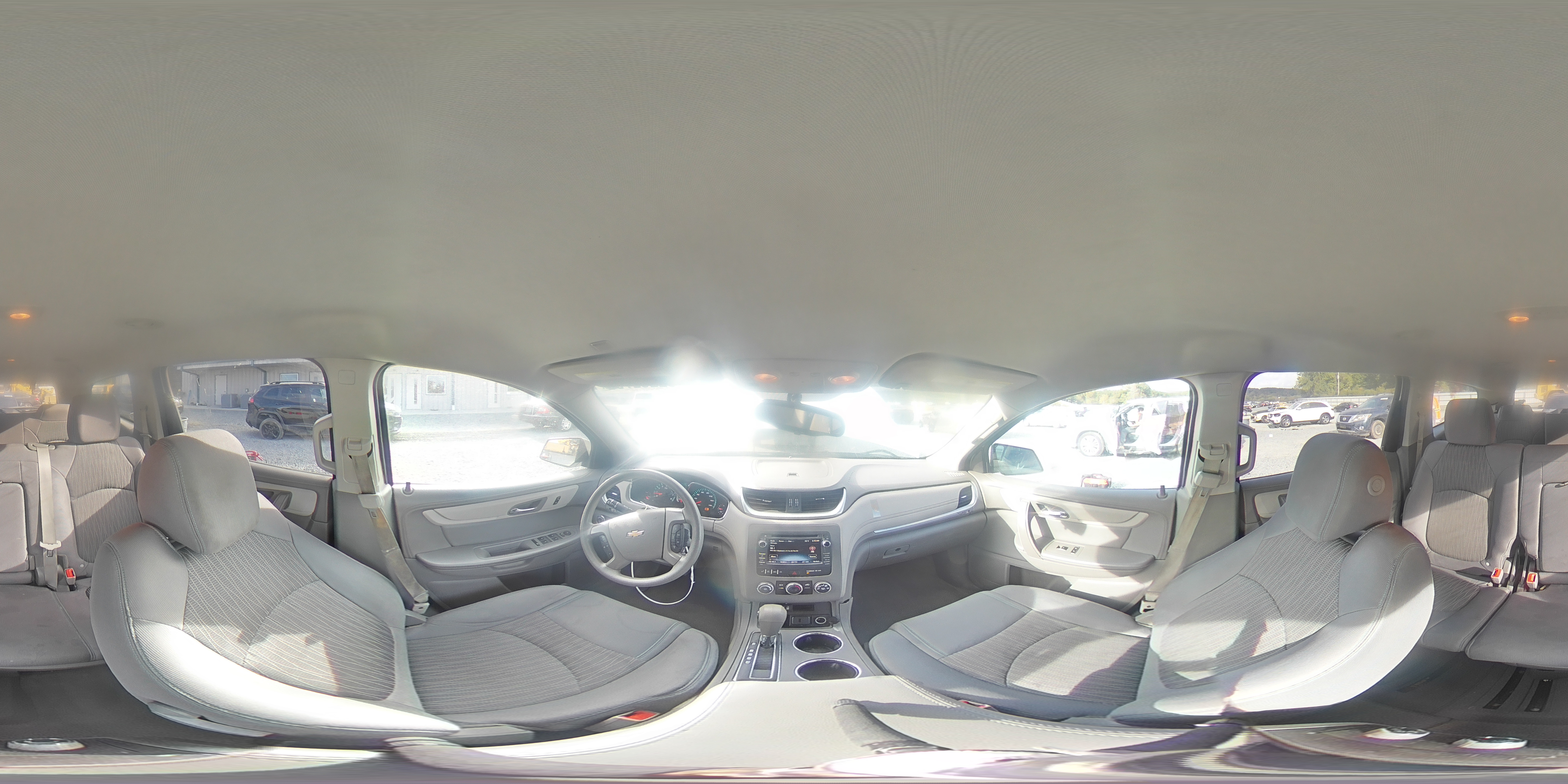 2016 Chevrolet Traverse Ls VIN: 1GNKRFED1GJ211006 Lot: 82262755