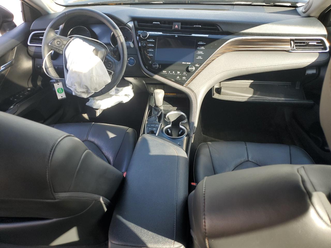 2018 Toyota Camry Hybrid VIN: 4T1B21HK9JU004911 Lot: 82217115