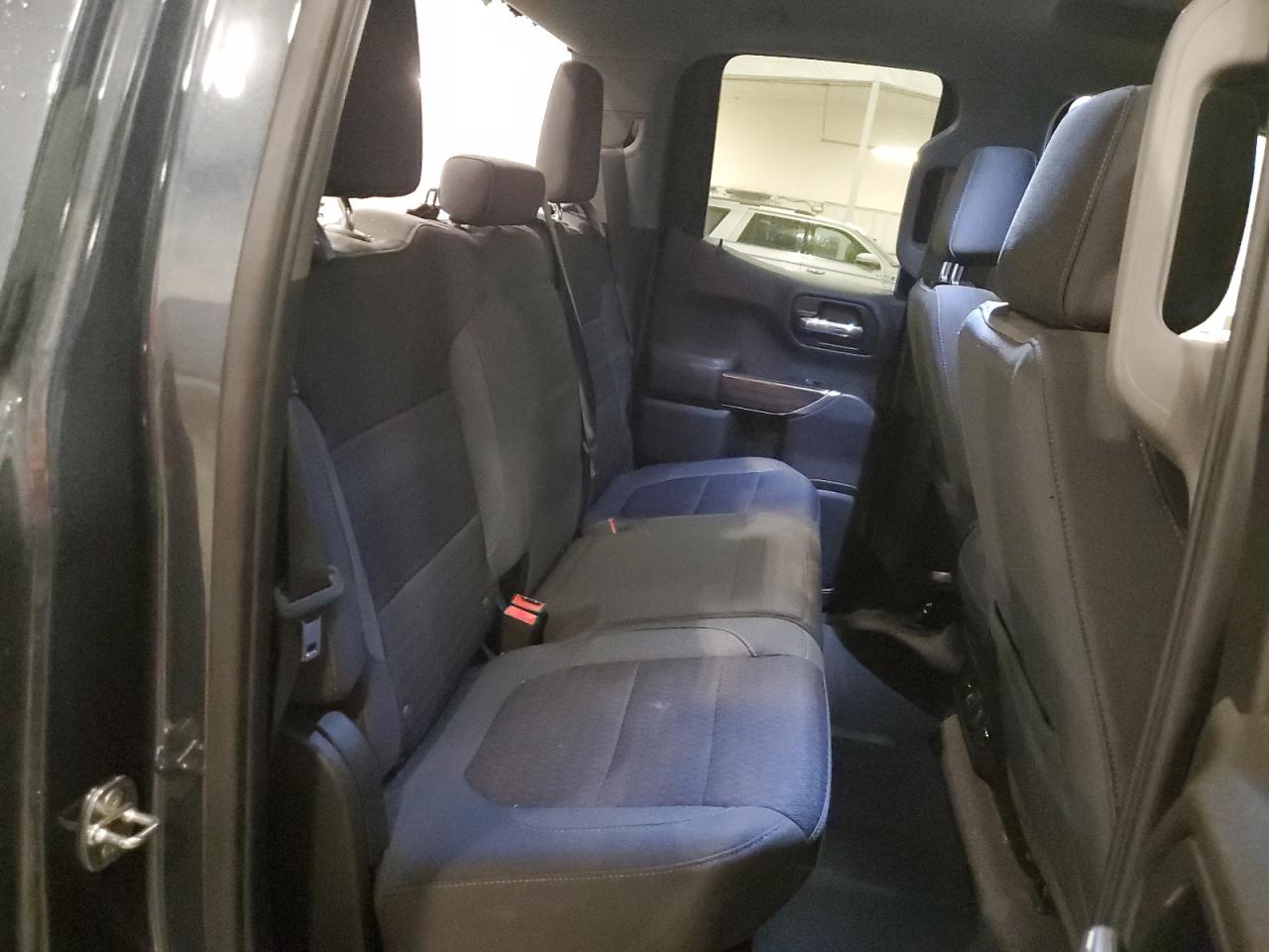 2019 Chevrolet Silverado K1500 Rst VIN: 1GCRYEED8KZ353108 Lot: 82232875