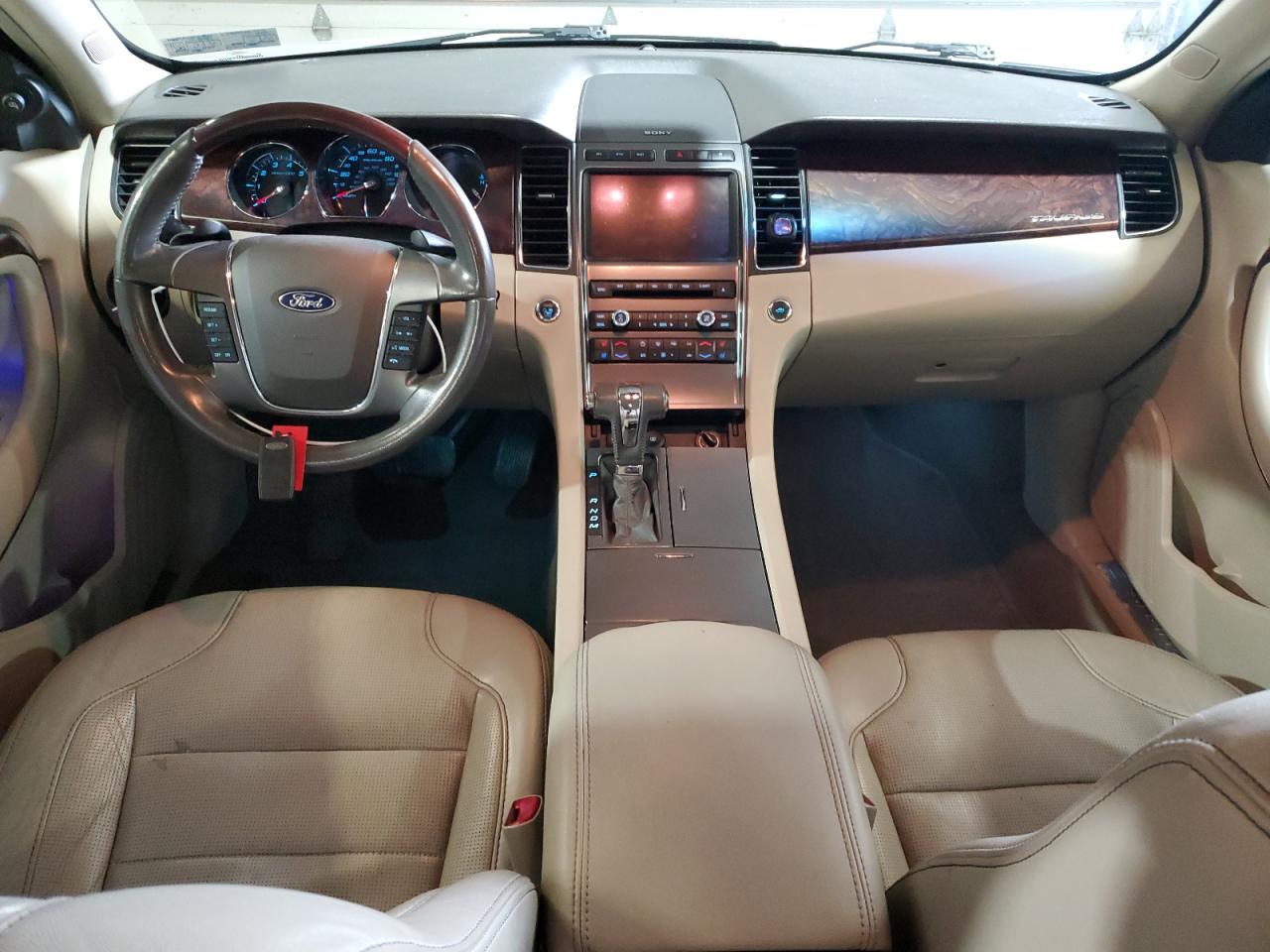 2010 Ford Taurus Limited VIN: 1FAHP2FW1AG130082 Lot: 89702275