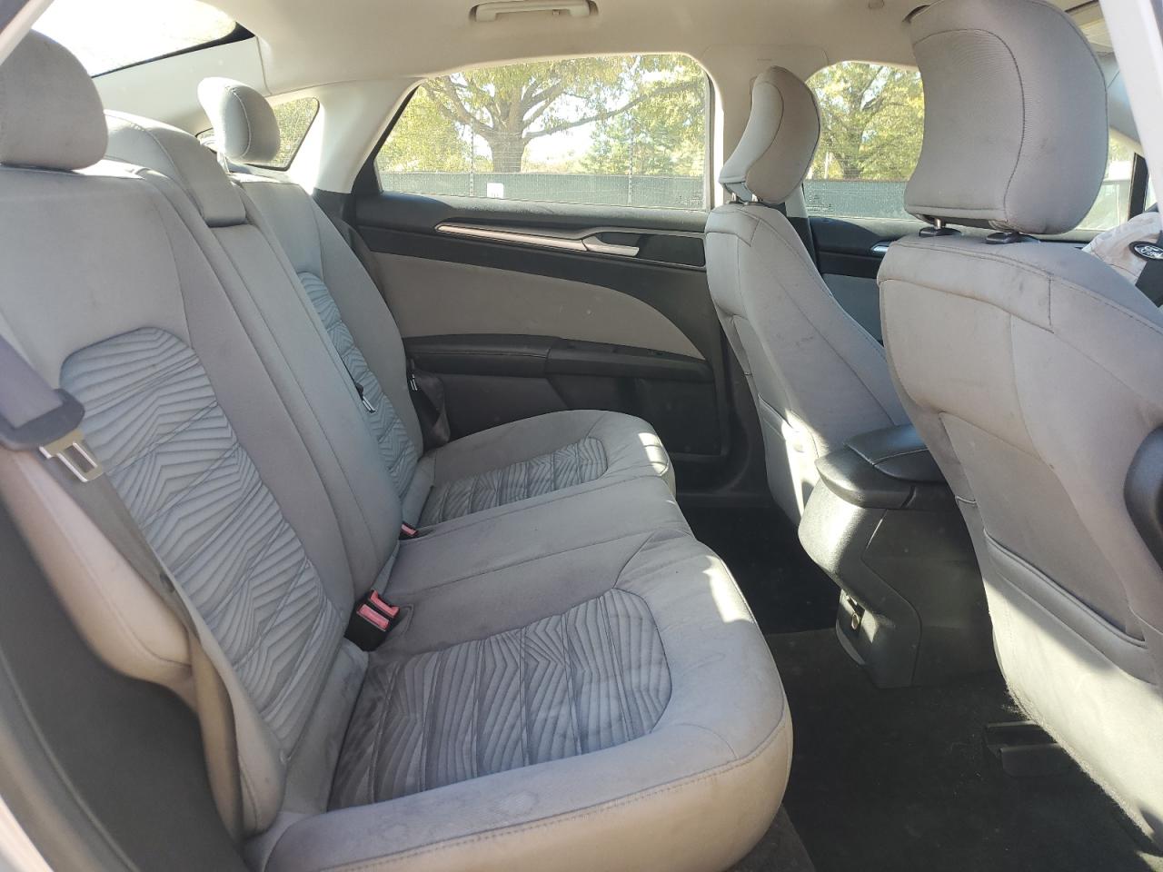 2016 Ford Fusion S Hybrid VIN: 3FA6P0UUXGR401879 Lot: 87118315