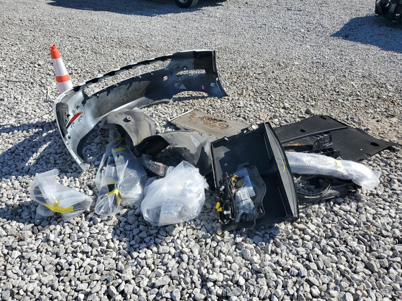 2018 Tesla Model 3 VIN: 5YJ3E1EB3JF101289 Lot: 82438265