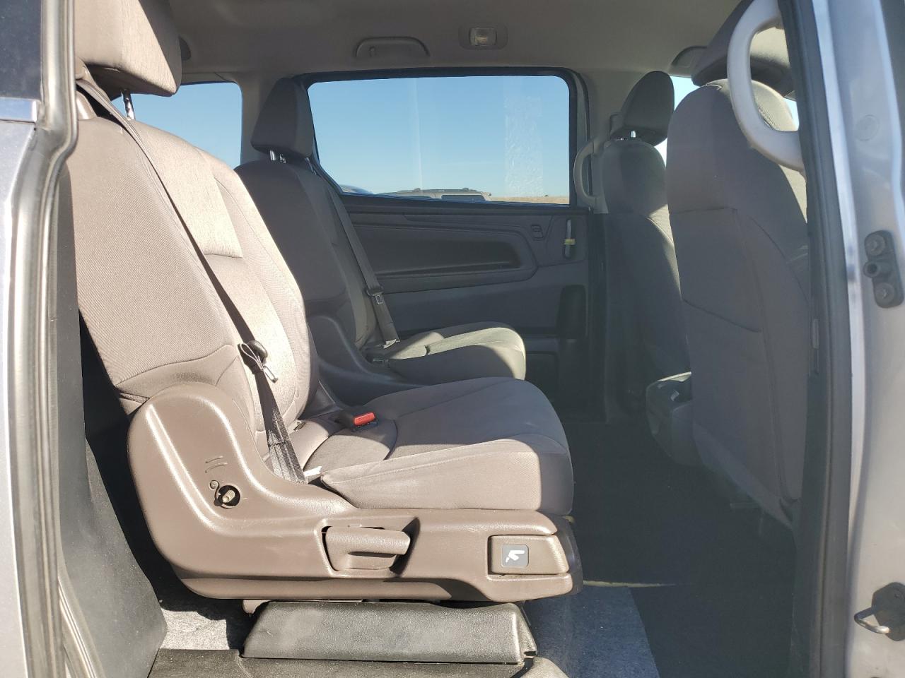 2018 Honda Odyssey Lx VIN: 5FNRL6H22JB100093 Lot: 84522455