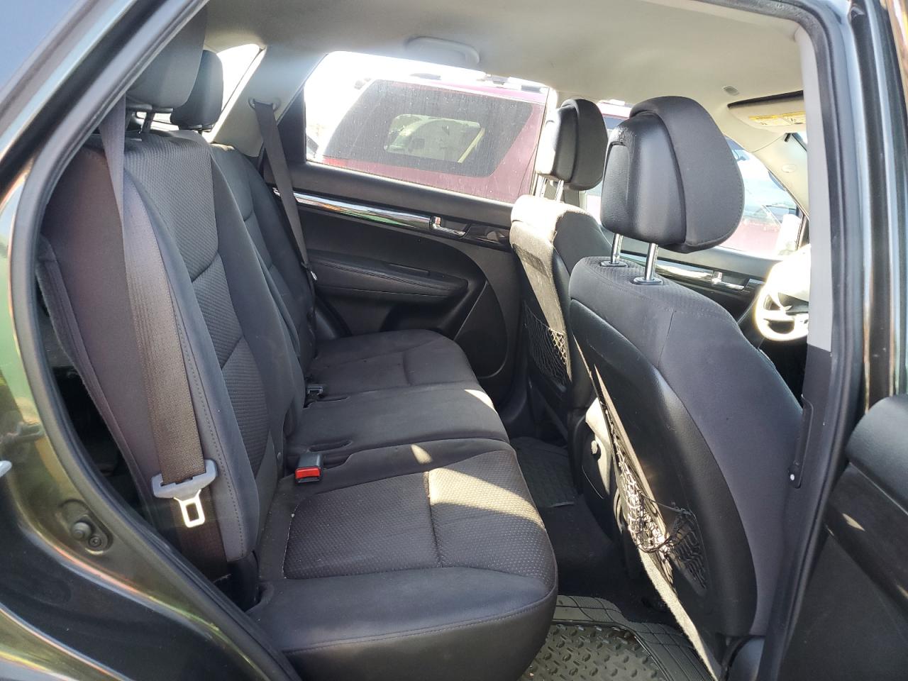 2011 Kia Sorento Base VIN: 5XYKT4A1XBG114647 Lot: 82366935