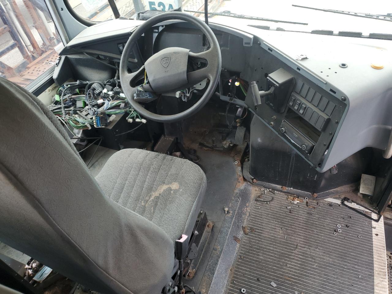 2015 Ic Corporation Ce Series School - School Bus VIN: 4DRBUC8N5FB648943 Lot: 87119795