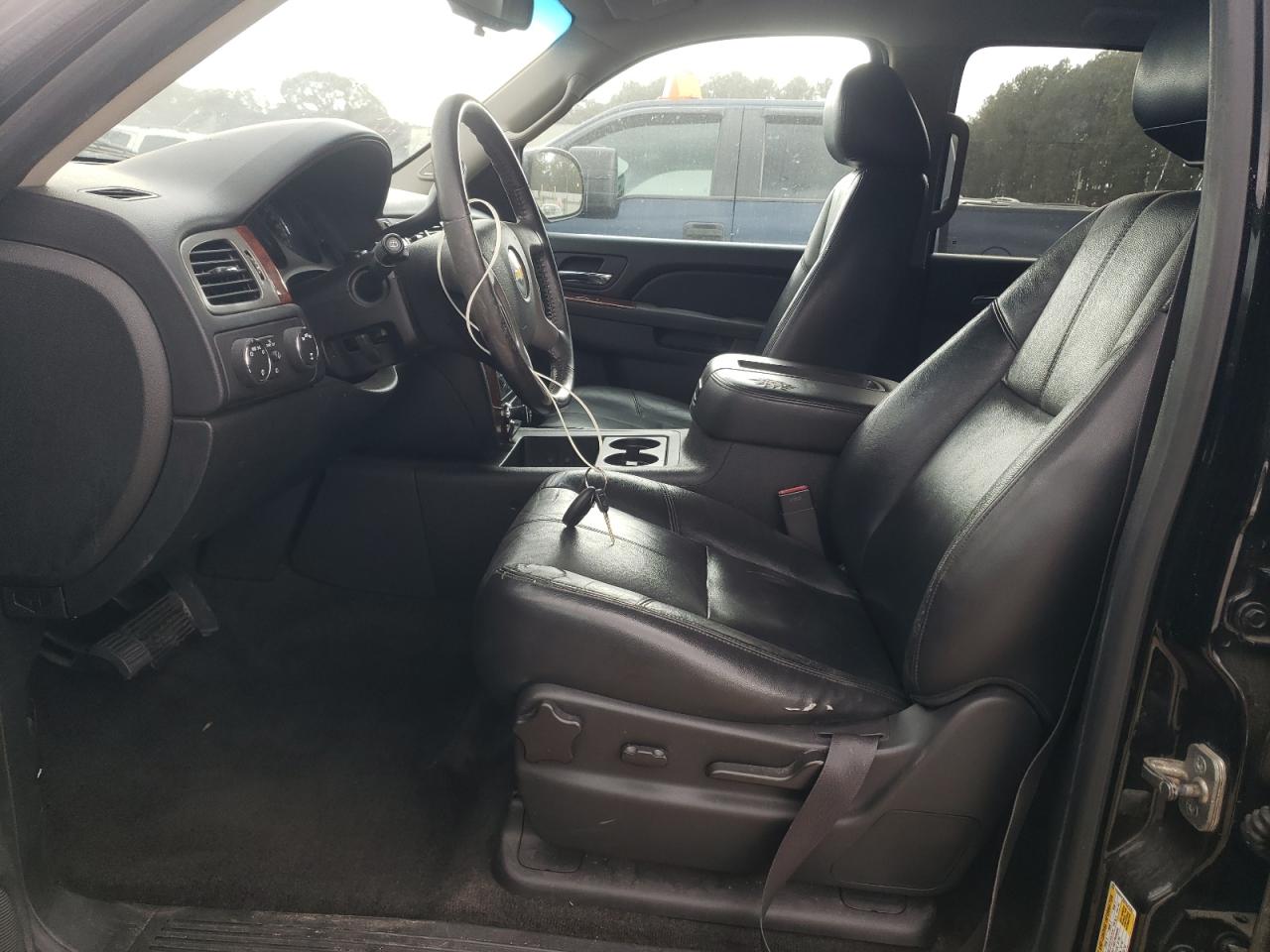 2013 Chevrolet Tahoe K1500 Lt VIN: 1GNSKBE05DR342267 Lot: 90235655