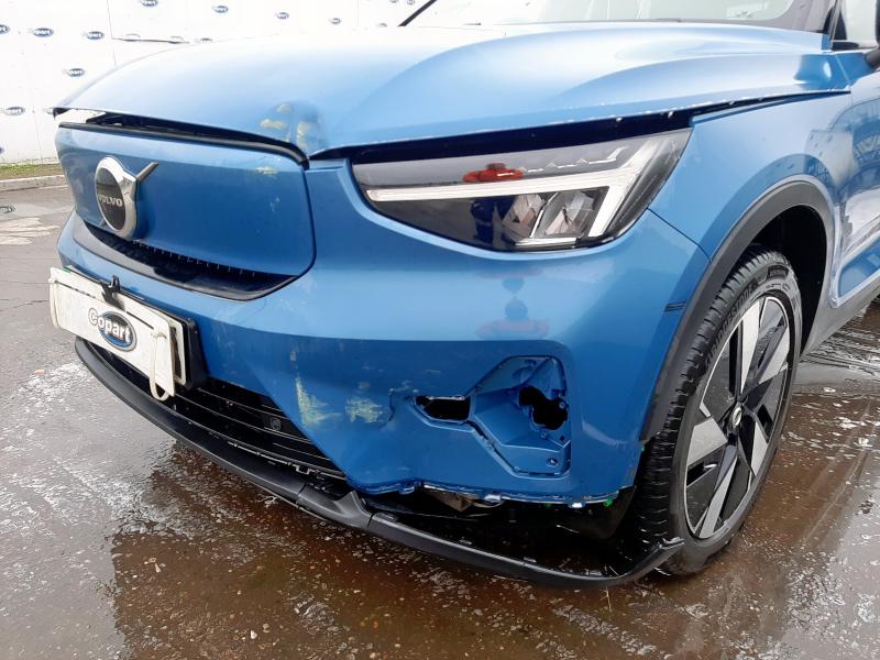 2023 VOLVO XC40 CORE RECHARGE TWIN E 