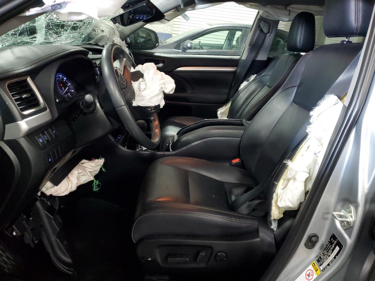 2019 Toyota Highlander Se VIN: 5TDJZRFH9KS715886 Lot: 85098465