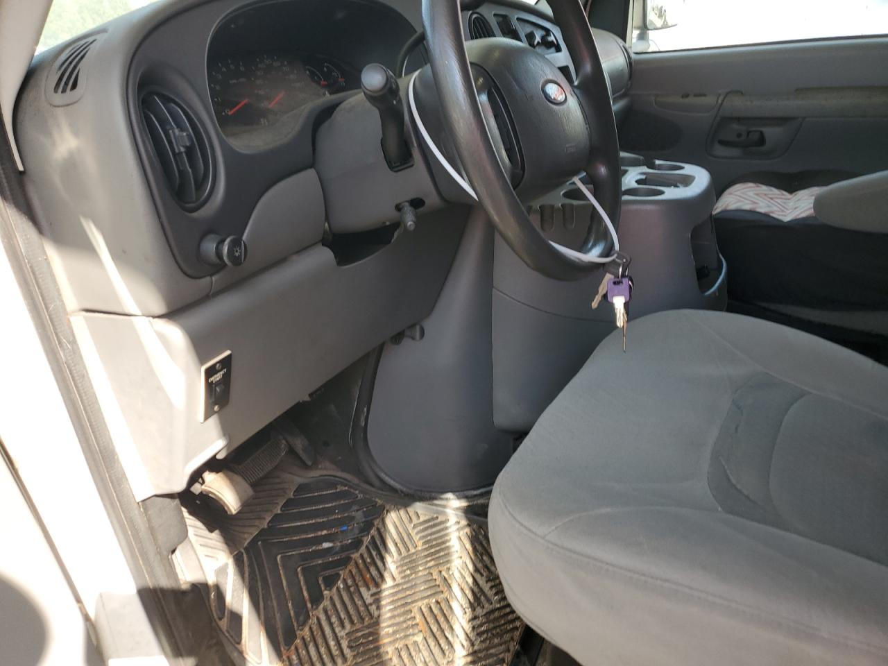 2008 Ford Econoline E350 Super Duty Cutaway Van VIN: 1FDWE35L58DB06735 Lot: 84651465