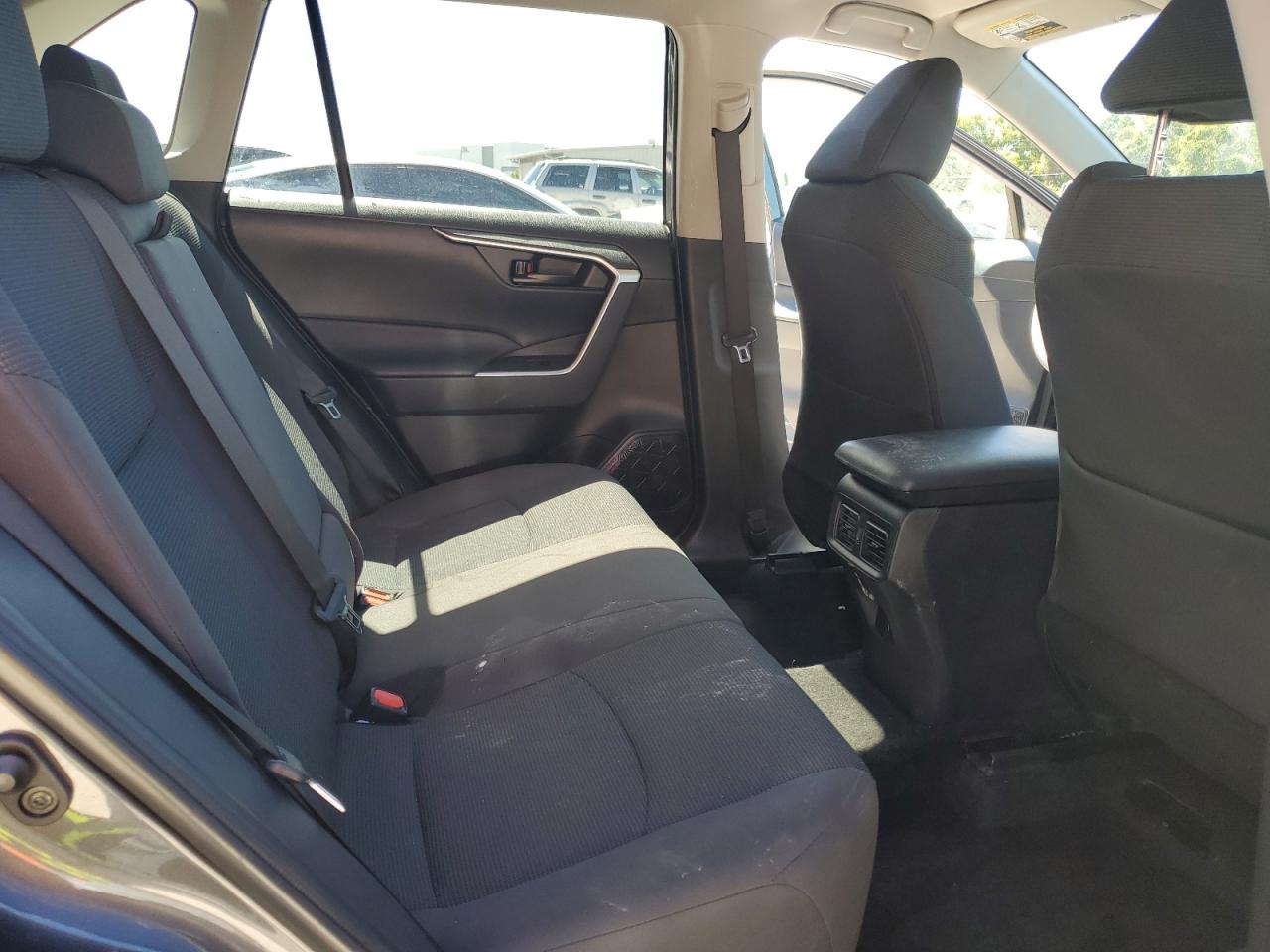 2024 Toyota Rav4 Le VIN: 2T3H1RFV5RW326117 Lot: 85882875