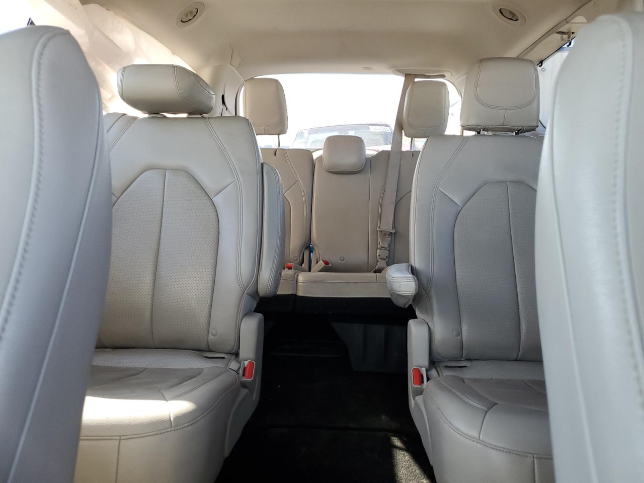 2018 Chrysler Pacifica Touring L VIN: 2C4RC1BG5JR305662 Lot: 84761415