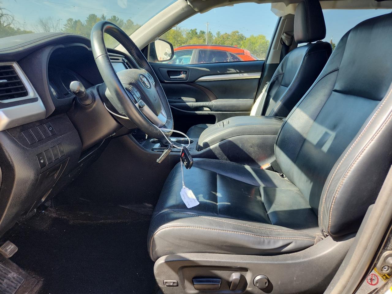 2015 Toyota Highlander Xle VIN: 5TDJKRFH3FS216396 Lot: 84968025