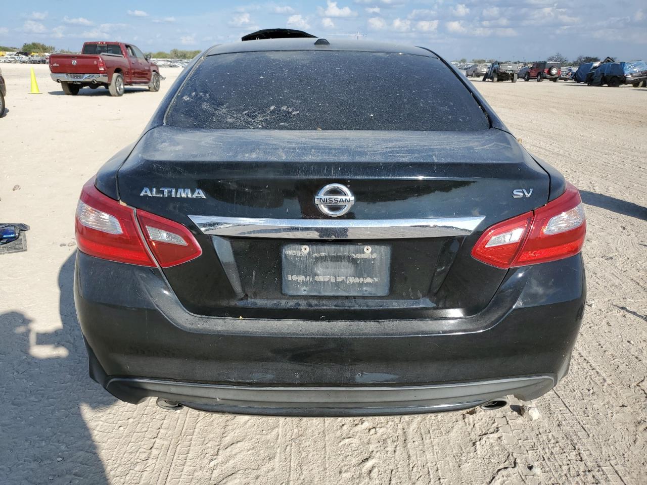 2017 Nissan Altima 2.5 VIN: 1N4AL3AP7HC117700 Lot: 82764495
