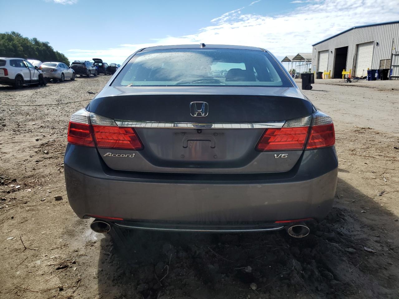 2015 Honda Accord Exl VIN: 1HGCR3F86FA038077 Lot: 84622985