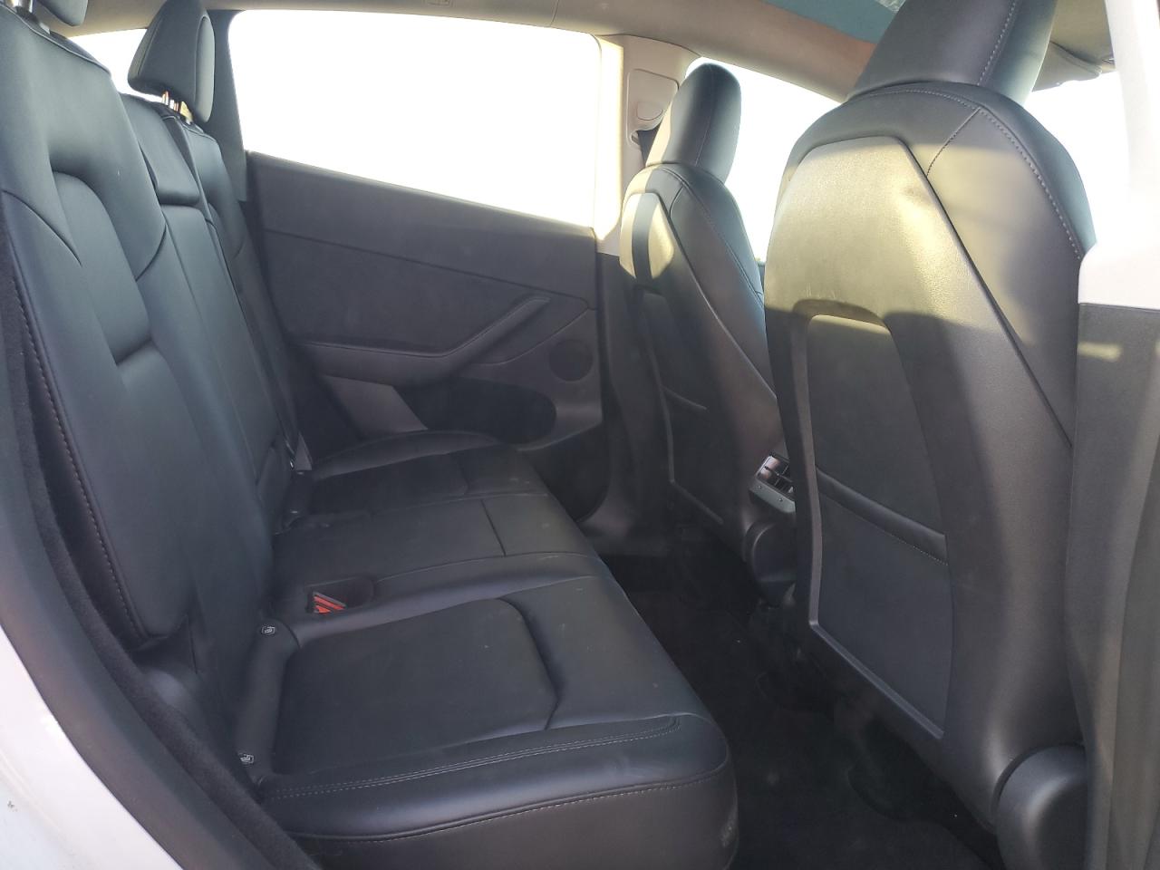 2023 Tesla Model Y VIN: 7SAYGDEF7PF738413 Lot: 90852405