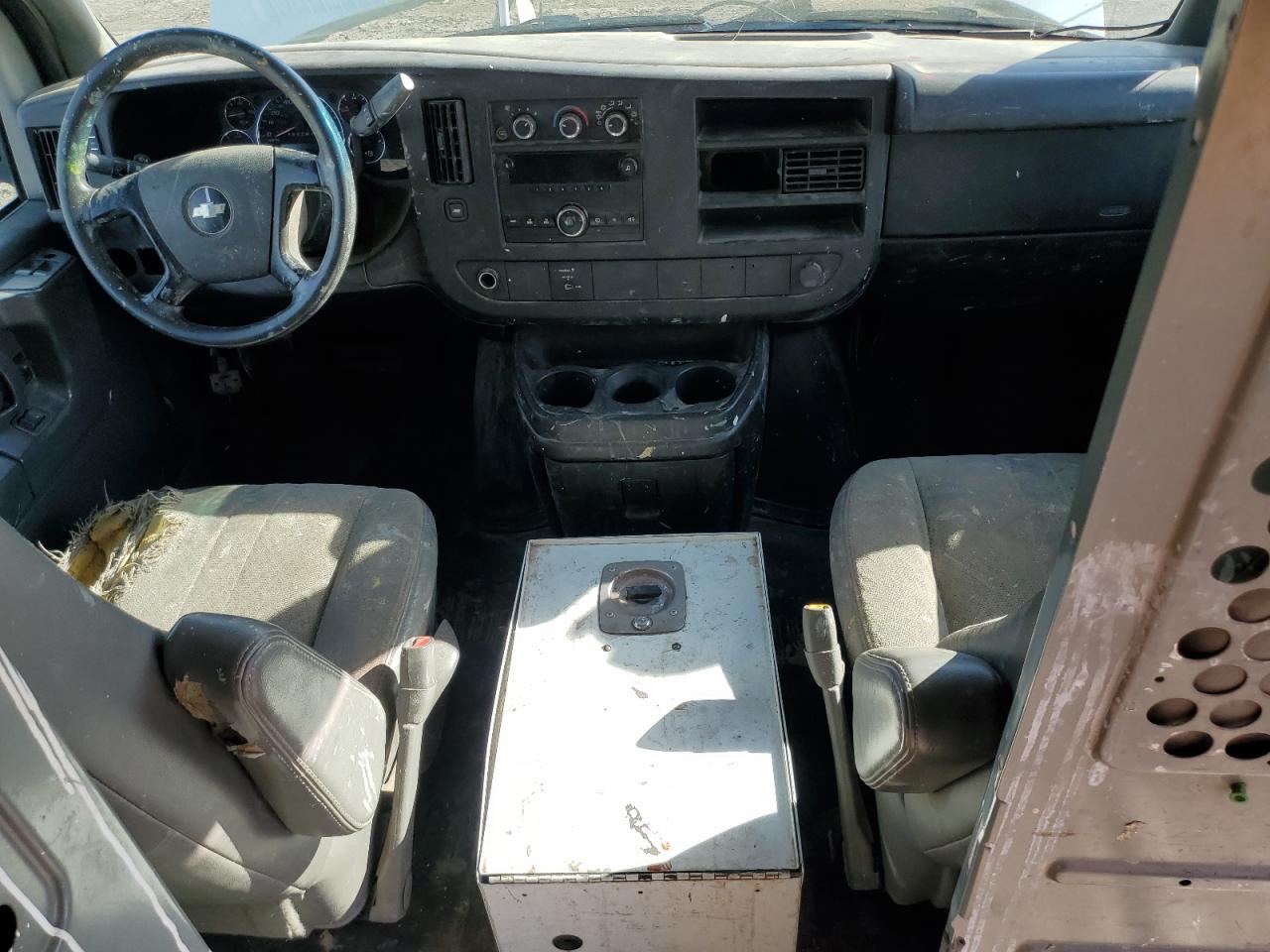 2010 Chevrolet Express G2500 VIN: 1GCZGFBA6A1117413 Lot: 84989675