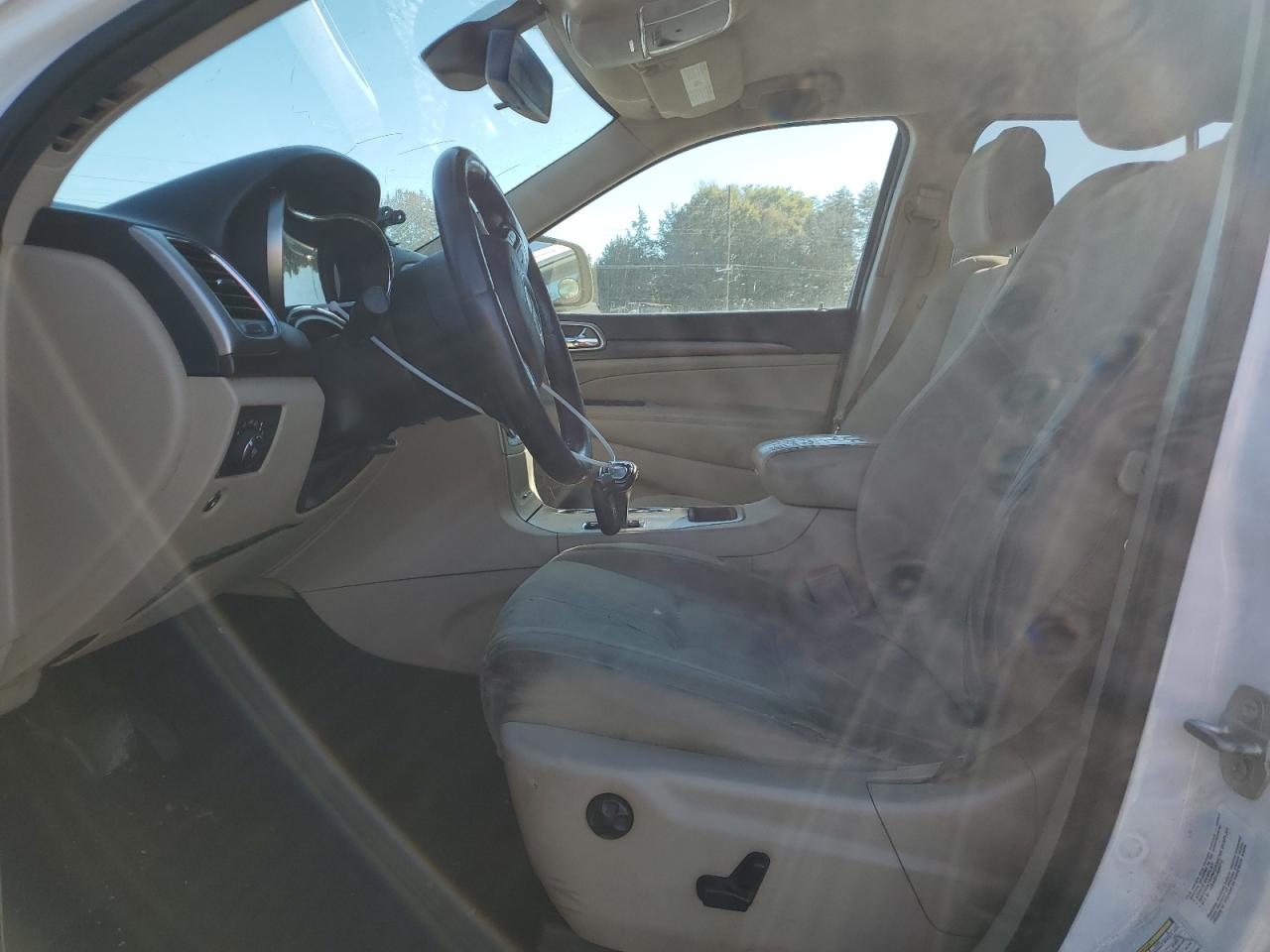 2015 Jeep Grand Cherokee Laredo VIN: 1C4RJFAG1FC736584 Lot: 82415275