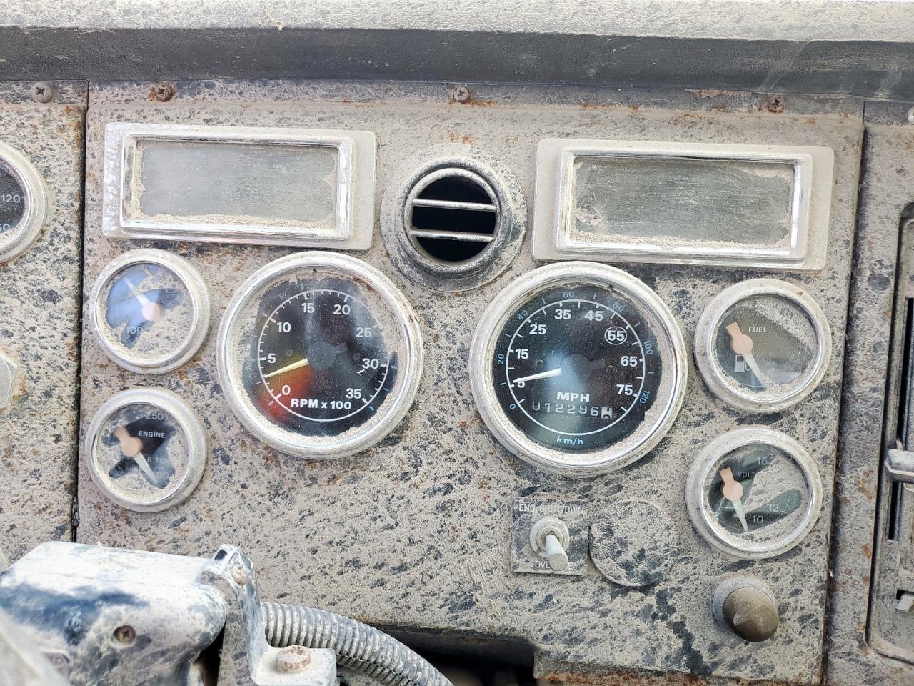 1995 Ford L-Series L - Water Truck VIN: 1FTYS95B6SVA30475 Lot: 85713055