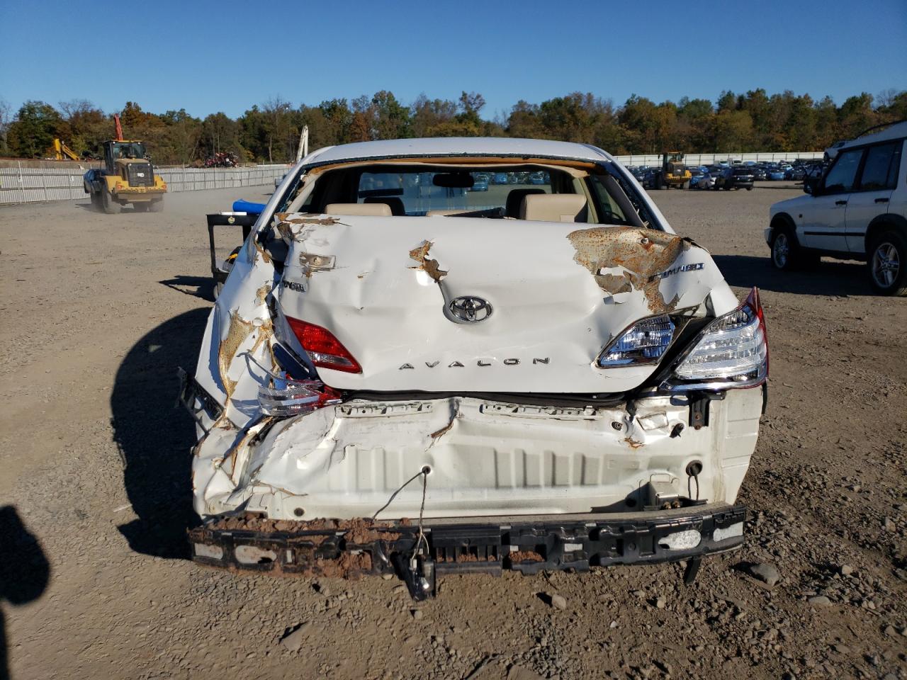 2005 Toyota Avalon Xl VIN: 4T1BK36B55U018826 Lot: 85828785
