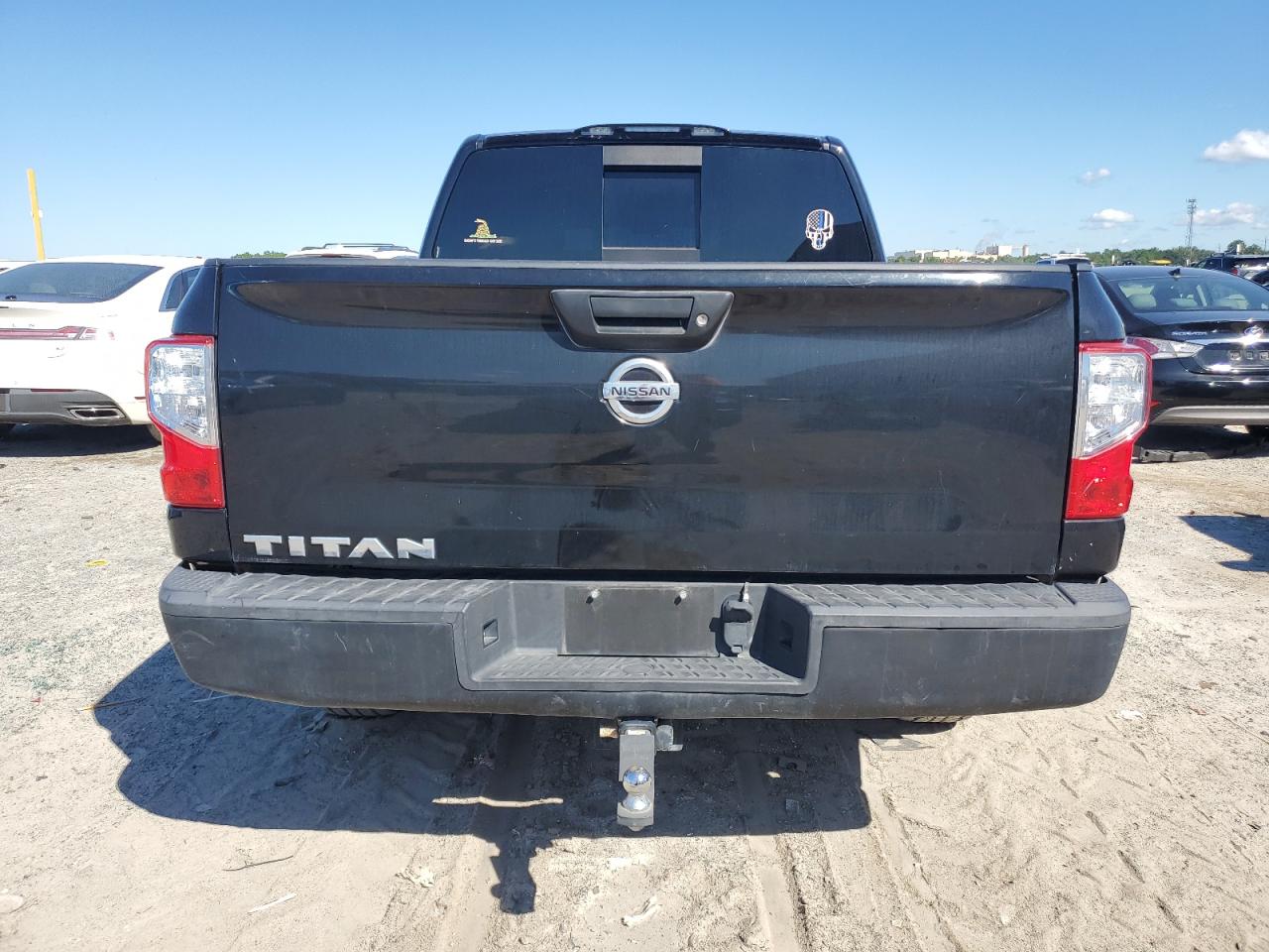 2017 Nissan Titan S VIN: 1N6AA1EKXHN501586 Lot: 84628955