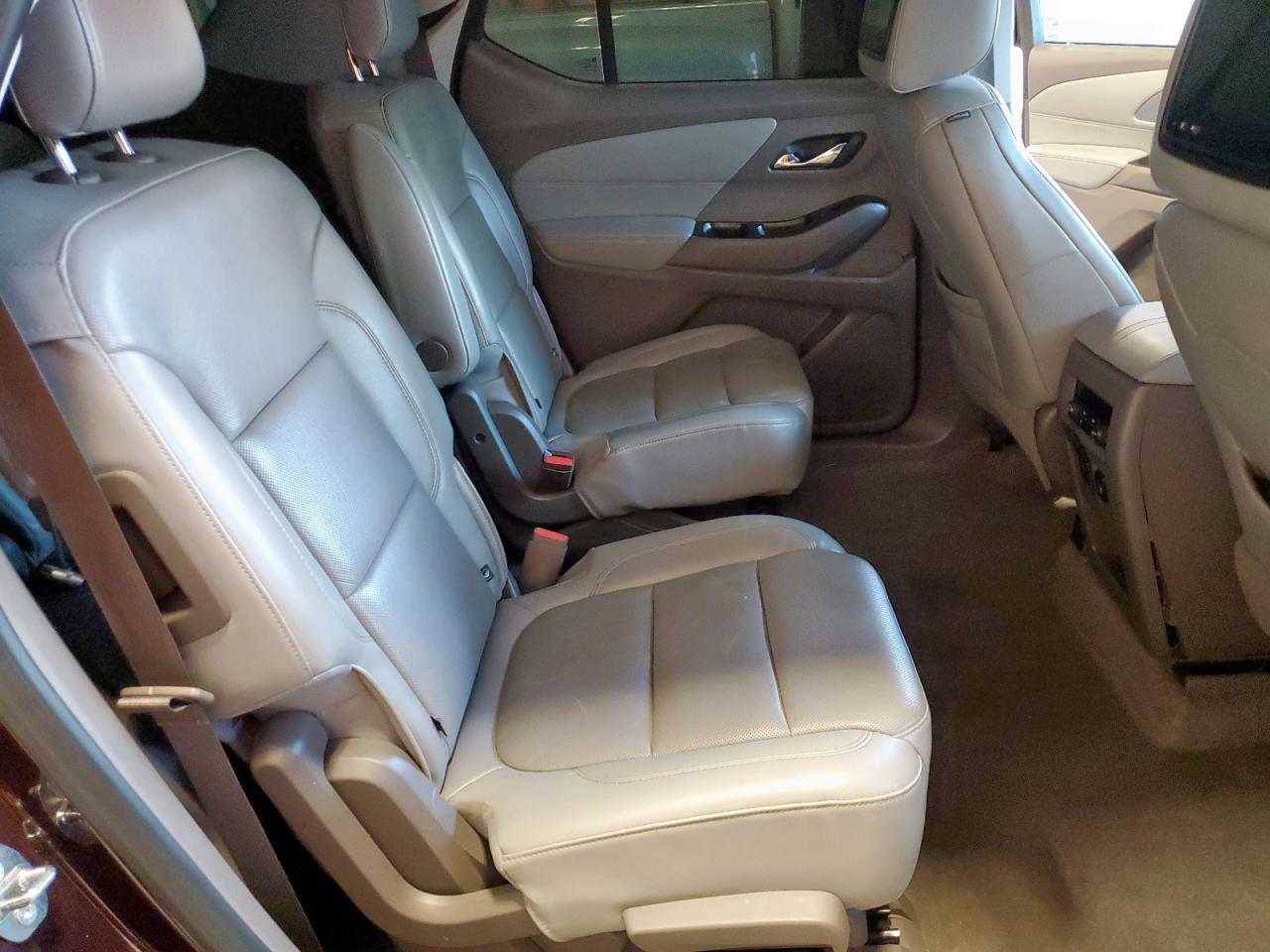 2018 Chevrolet Traverse Premier VIN: 1GNERKKW7JJ143801 Lot: 82223765