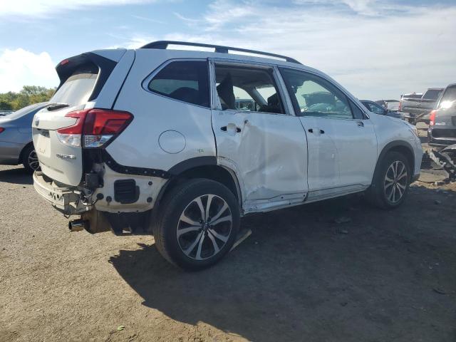 SUBARU FORESTER 2019 Белы