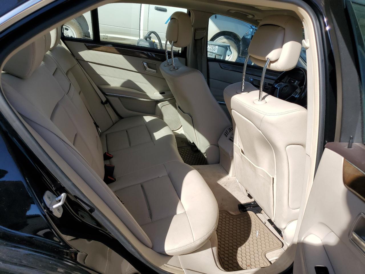 2014 Mercedes-Benz E 350 VIN: WDDHF5KB4EA856602 Lot: 84775295