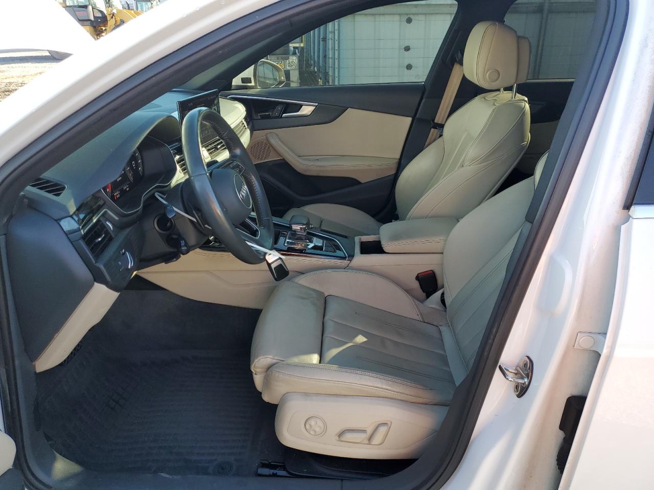 2020 Audi A4 Premium Plus VIN: WAUENAF48LN011579 Lot: 81720795