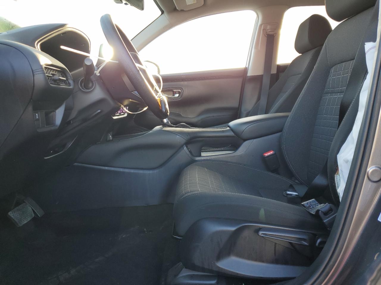 2024 Honda Hr-V Lx VIN: 3CZRZ1H31RM735625 Lot: 85853535