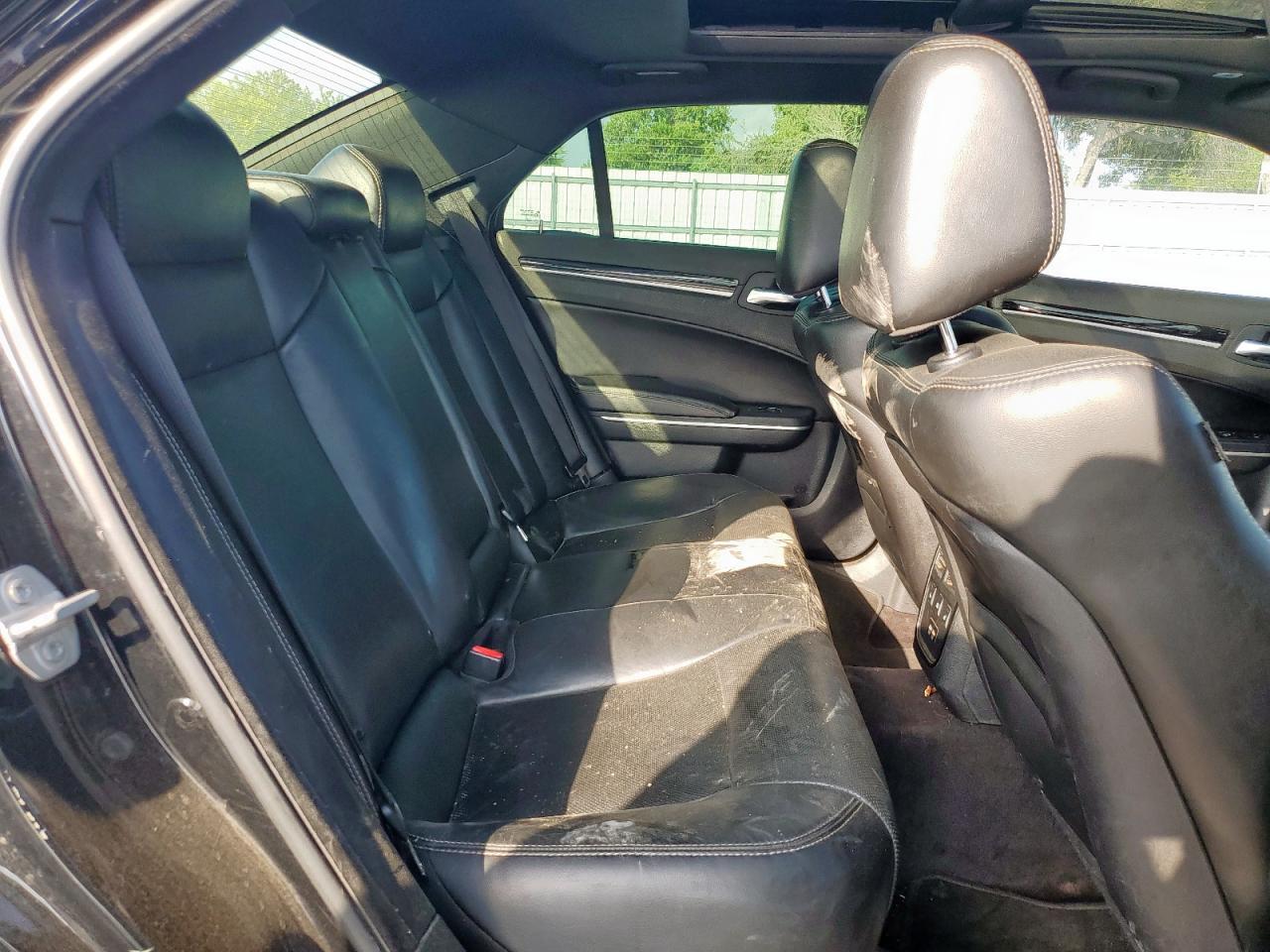 2018 Chrysler 300 S VIN: 2C3CCAGG7JH321192 Lot: 81861865