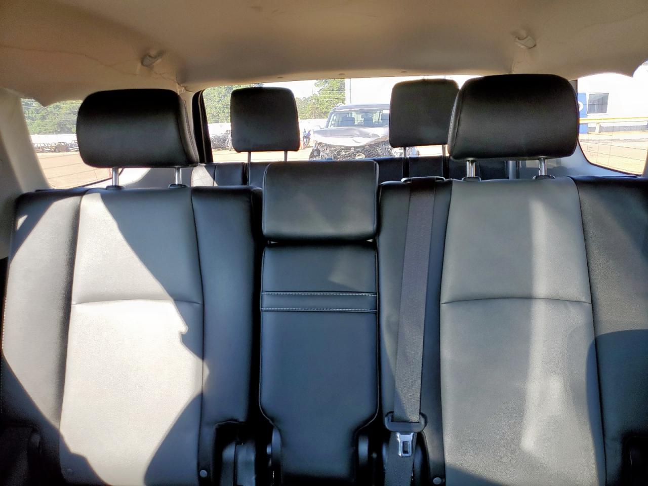 2022 Toyota 4Runner Sr5 VIN: JTEFU5JR5N5277466 Lot: 85115385