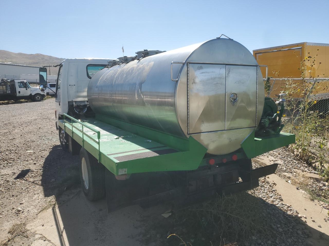 2002 Isuzu Npr white null diesel JALC4B14227002226 photo #3