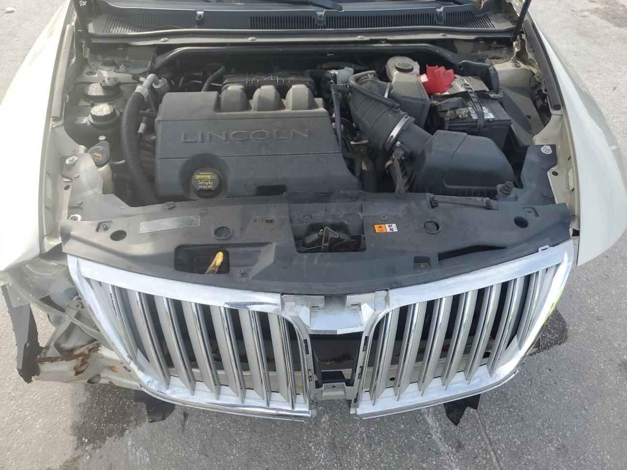 2011 Lincoln Mks VIN: 1LNHL9DR5BG608979 Lot: 85578385